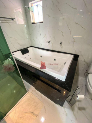Imagem Sobrado com 4 Quartos à Venda, 170 m² em São João - Itajaí Imagem Sobrado com 4 Quartos à Venda, 170 m² em São João - Itajaí
