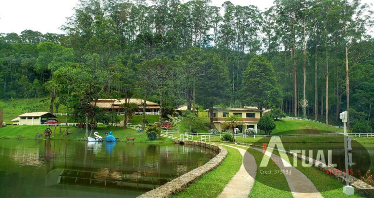 Casa com 6 Quartos à Venda, 1.000 m² em Portão - Atibaia
