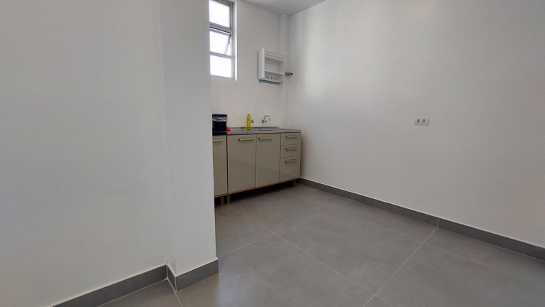 Imagem Apartamento com 2 Quartos à Venda, 76 m² em Centro - Curitiba