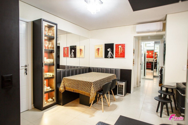 Foto do imóvel Apartamento com 2 Quartos à Venda, 69 m² em Trindade - Florianópolis