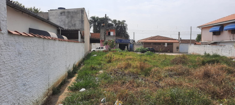 Terreno à Venda, 453 m² em Centro - Potim