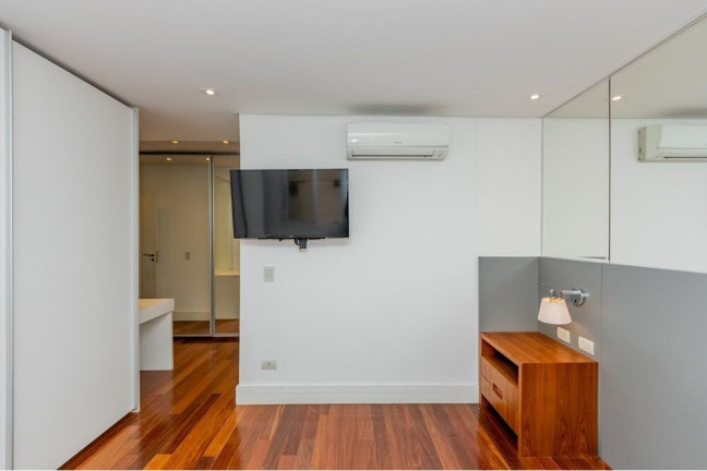 Imagem Apartamento com 3 Quartos à Venda, 138 m² em Itaim Bibi - São Paulo Imagem Apartamento com 3 Quartos à Venda, 138 m² em Itaim Bibi - São Paulo