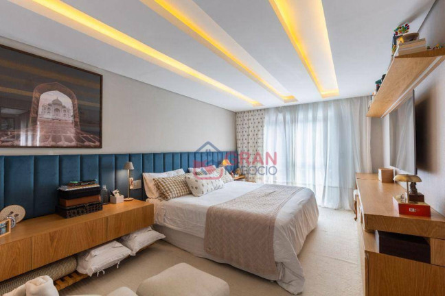 Imagem Sobrado com 3 Quartos à Venda, 320 m² em Campo Comprido - Curitiba Imagem Sobrado com 3 Quartos à Venda, 320 m² em Campo Comprido - Curitiba