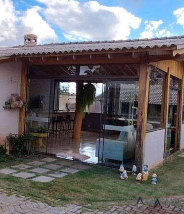 Imagem Casa com 3 Quartos à Venda, 715 m² em Canadá - Cascavel Imagem Casa com 3 Quartos à Venda, 715 m² em Canadá - Cascavel