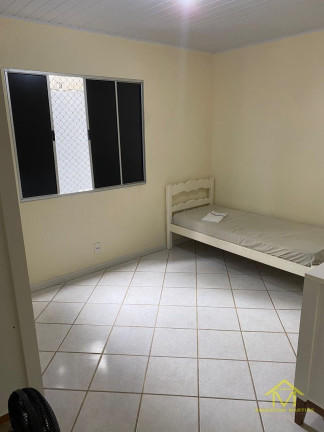 Imagem Casa com 5 Quartos à Venda, 200 m² em Centro - Vila Velha