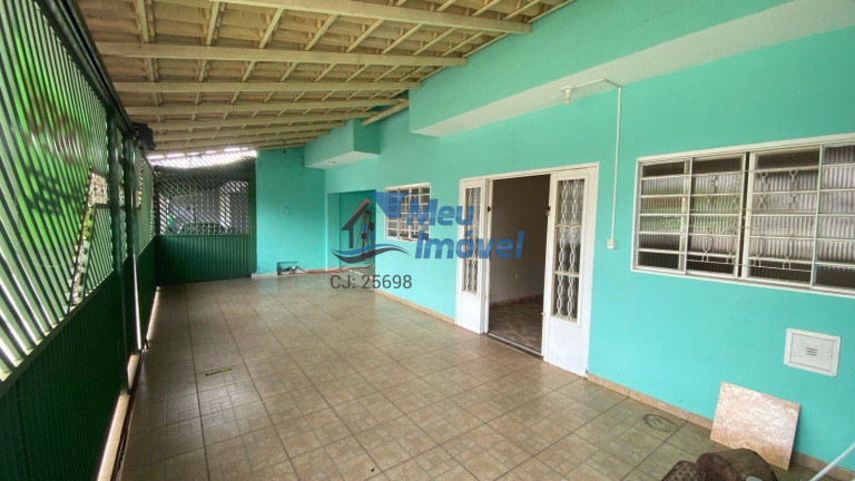 Imagem Casa com 3 Quartos à Venda, 135 m² em Recanto Das Emas - Brasília Imagem Casa com 3 Quartos à Venda, 135 m² em Recanto Das Emas - Brasília