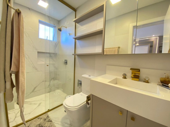 Apartamento com 4 Quartos à Venda, 195 m² em Pioneiros - Balneário Camboriú