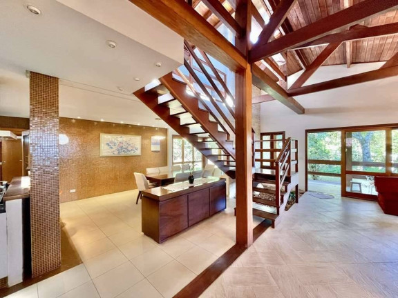 Imagem Casa com 5 Quartos à Venda,  em águas Da Fazendinha - Carapicuíba