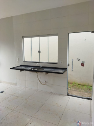 Imagem Casa com 2 Quartos à Venda, 50 m² em Santa Clara - Patos De Minas