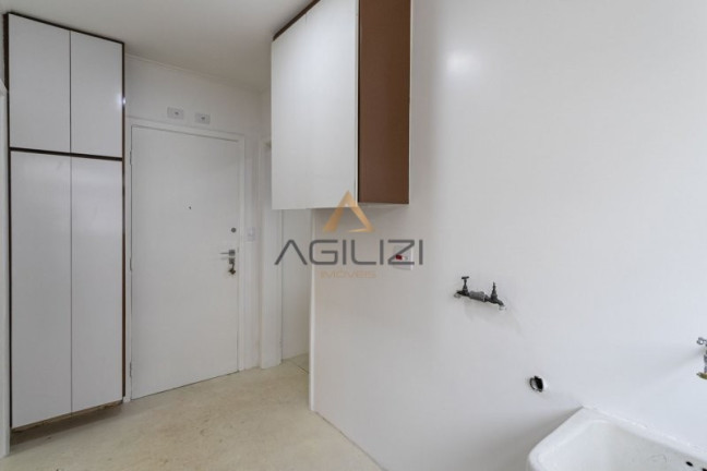 Imagem Apartamento com 3 Quartos à Venda, 128 m² em Vila Nova Conceição - São Paulo Imagem Apartamento com 3 Quartos à Venda, 128 m² em Vila Nova Conceição - São Paulo