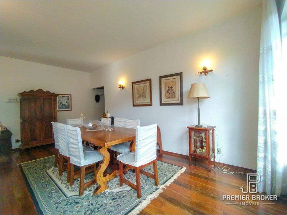 Imagem Casa com 4 Quartos à Venda, 330 m² em Albuquerque - Teresópolis
