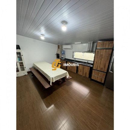 Imagem Sobrado com 2 Quartos à Venda, 123 m² em Centro - Camboriú