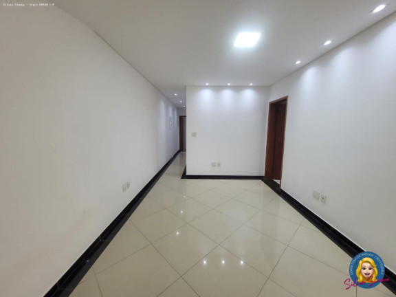 Imagem Casa com 3 Quartos à Venda, 220 m² em Estuário - Santos