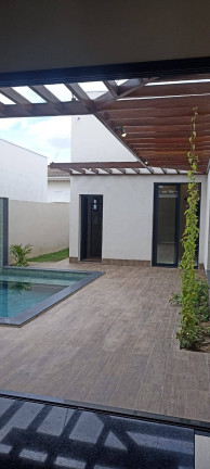 Imagem Casa com 3 Quartos à Venda, 210 m² em Condomínio Belvedere - Cuiabá