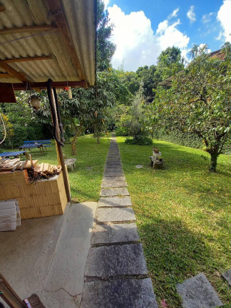Imagem Casa com 3 Quartos à Venda, 900 m² em Conego - Nova Friburgo