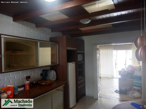 Imagem Casa com 3 Quartos à Venda, 266 m² em Centro - Biguaçu