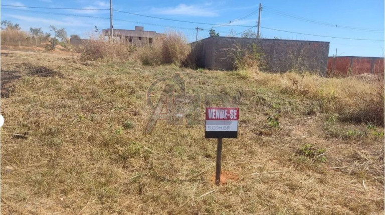 Terreno à Venda, 180 m² em Mirante Do Sol - Montes Claros