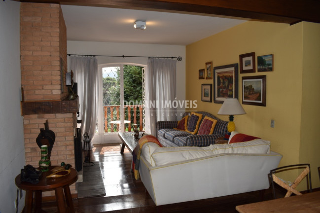 Imagem Imóvel com 3 Quartos à Venda, 132 m² em Região De Capivari - Campos Do Jordão Imagem Imóvel com 3 Quartos à Venda, 132 m² em Região De Capivari - Campos Do Jordão