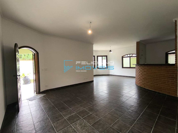 Imagem Casa com 3 Quartos à Venda, 166 m² em Flórida - Praia Grande Imagem Casa com 3 Quartos à Venda, 166 m² em Flórida - Praia Grande