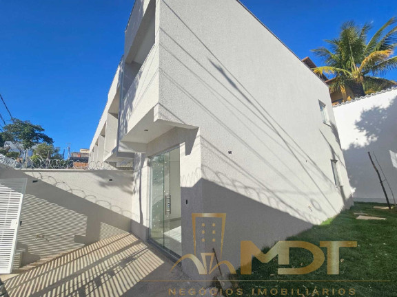Imagem Casa com 3 Quartos à Venda, 163 m² em Planalto - Belo Horizonte
