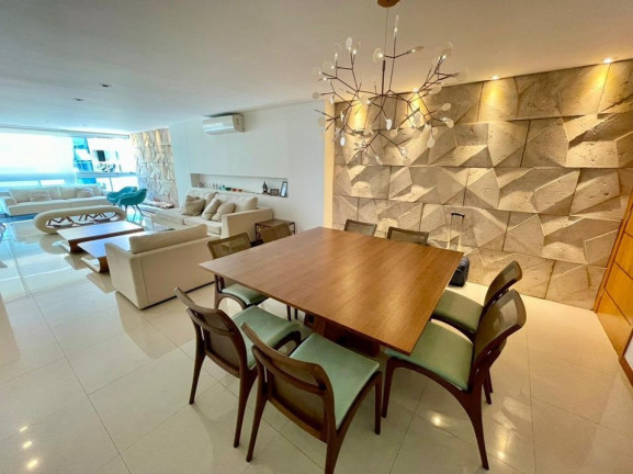 Imagem Imóvel com 3 Quartos à Venda, 172 m² em Praia Da Costa - Vila Velha Imagem Imóvel com 3 Quartos à Venda, 172 m² em Praia Da Costa - Vila Velha