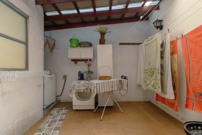 Imagem Casa com 3 Quartos à Venda, 130 m² em Cidade Baixa - Porto Alegre Imagem Casa com 3 Quartos à Venda, 130 m² em Cidade Baixa - Porto Alegre