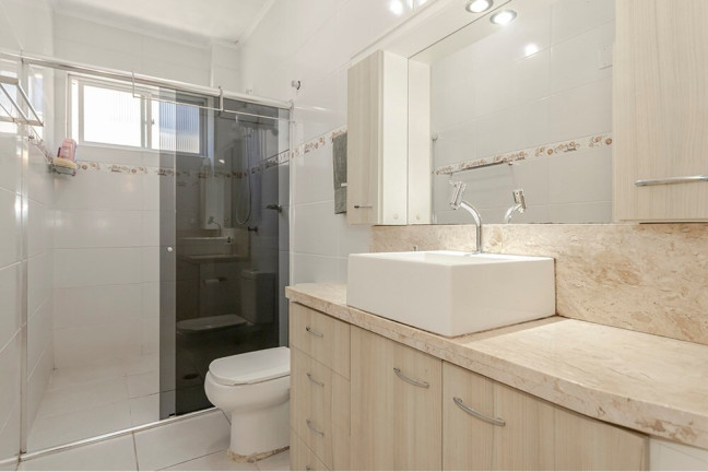 Imagem Apartamento com 3 Quartos à Venda, 89 m² em Rio Branco - Porto Alegre Imagem Apartamento com 3 Quartos à Venda, 89 m² em Rio Branco - Porto Alegre