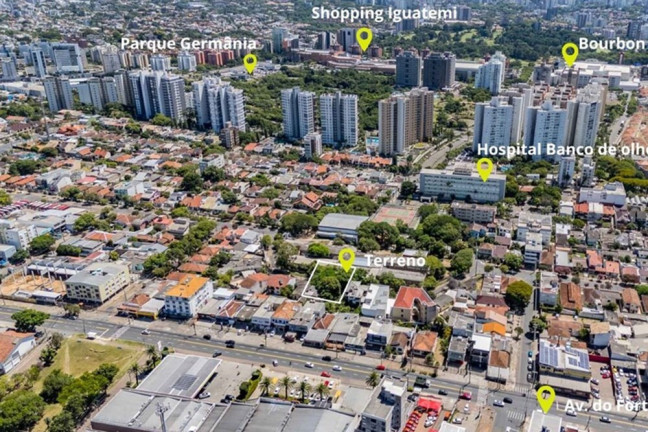 Imagem Terreno à Venda, 360 m² em Vila Ipiranga - Porto Alegre Imagem Terreno à Venda, 360 m² em Vila Ipiranga - Porto Alegre