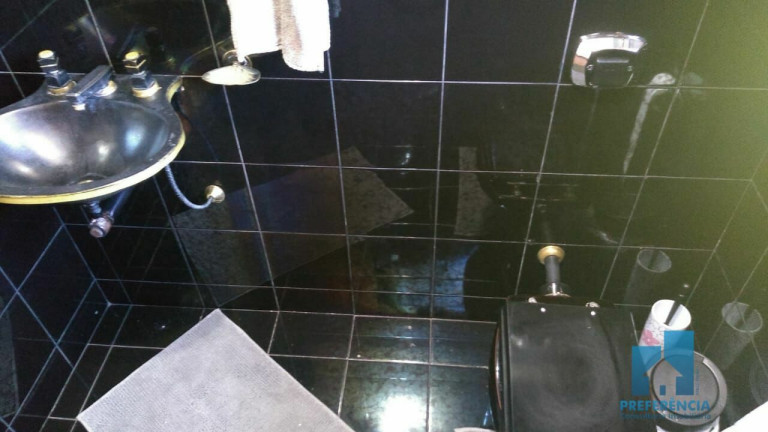 Imagem Casa com 6 Quartos à Venda, 416 m² em Oficinas - Ponta Grossa