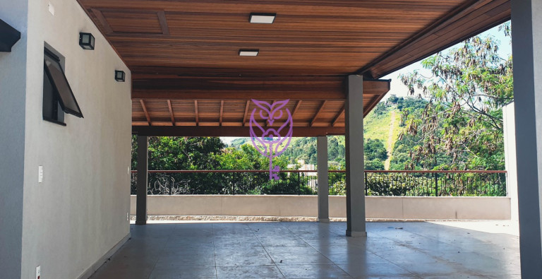 Imagem Casa com 3 Quartos à Venda, 564 m² em Estância Suiça - Serra Negra
