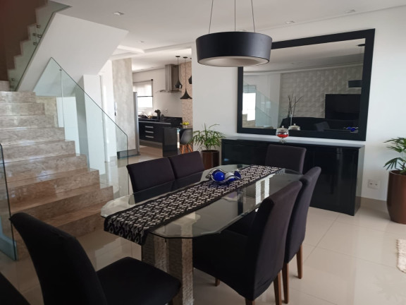 Imagem Imóvel com 4 Quartos à Venda, 315 m² em Canto Do Forte - Praia Grande Imagem Imóvel com 4 Quartos à Venda, 315 m² em Canto Do Forte - Praia Grande
