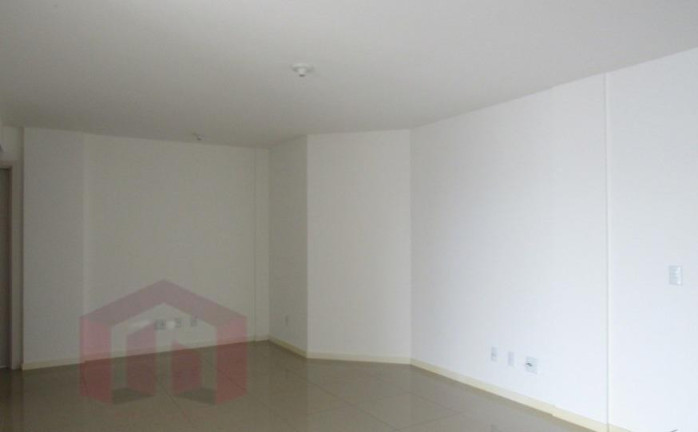 Imagem Imóvel com 2 Quartos à Venda, 98 m² Imagem Imóvel com 2 Quartos à Venda, 98 m²