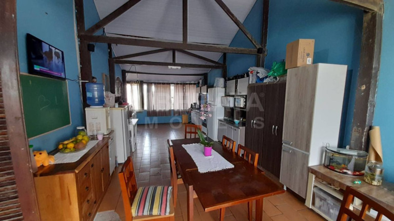 Imagem Casa com 6 Quartos à Venda, 340 m² em Meia Praia - Navegantes Imagem Casa com 6 Quartos à Venda, 340 m² em Meia Praia - Navegantes