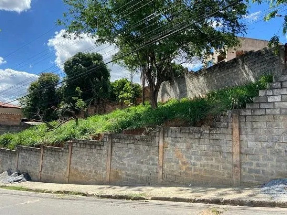 Terreno à Venda, 391 m² em R$245.000,00  //  Parque Xangri-lá - Contagem