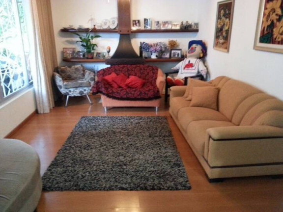 Imagem Casa com 4 Quartos à Venda, 339 m² em Estreito - Florianópolis Imagem Casa com 4 Quartos à Venda, 339 m² em Estreito - Florianópolis