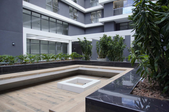Imagem Apartamento com 3 Quartos à Venda, 155 m² em Hugo Lange - Curitiba