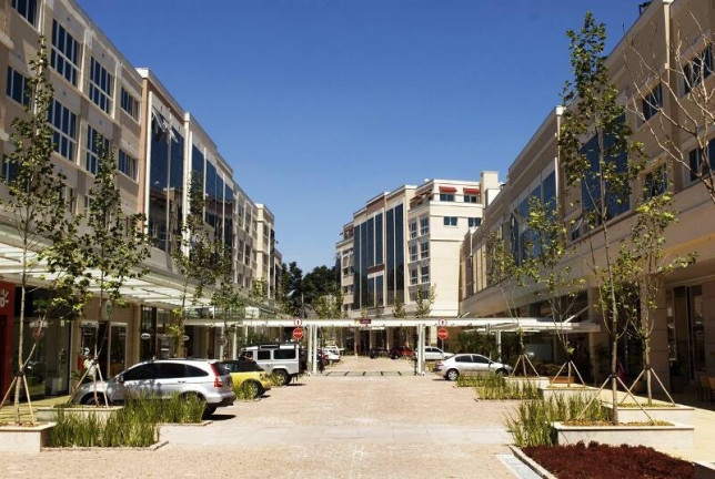 Sala Comercial à Venda, 37 m² em Lageadinho - Cotia