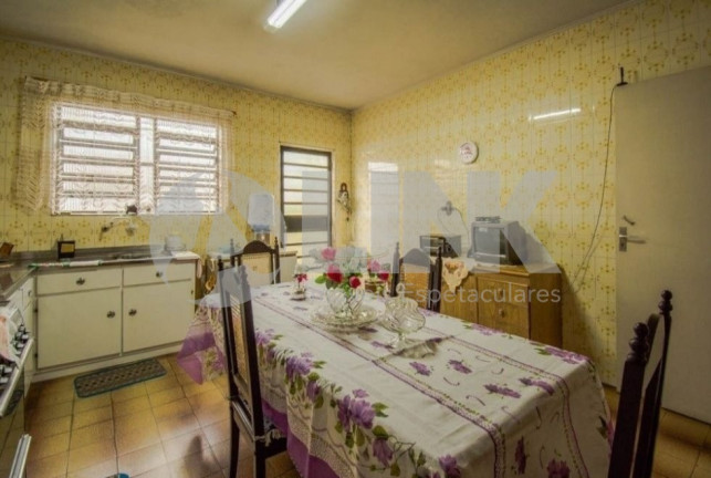 Imagem Casa com 3 Quartos à Venda, 251 m² em Jardim Itu - Porto Alegre Imagem Casa com 3 Quartos à Venda, 251 m² em Jardim Itu - Porto Alegre