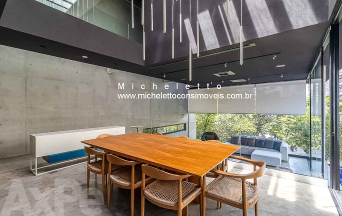 Imagem Sobrado com 3 Quartos à Venda, 330 m² em Sumaré - São Paulo