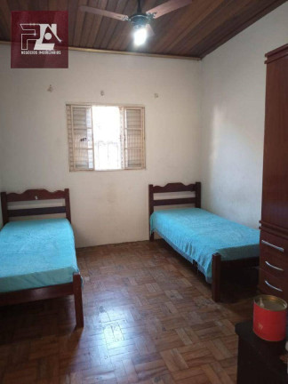 Imagem Casa com 3 Quartos à Venda, 250 m² em Piteu - Cachoeira Paulista Imagem Casa com 3 Quartos à Venda, 250 m² em Piteu - Cachoeira Paulista