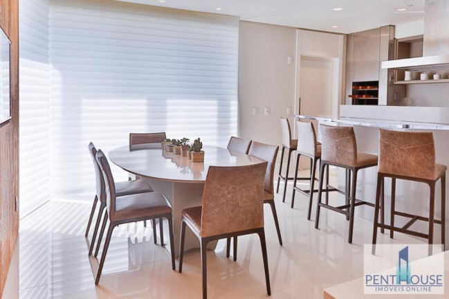 Imagem Apartamento com 4 Quartos à Venda, 257 m² em Centro - Balneário Camboriú Imagem Apartamento com 4 Quartos à Venda, 257 m² em Centro - Balneário Camboriú