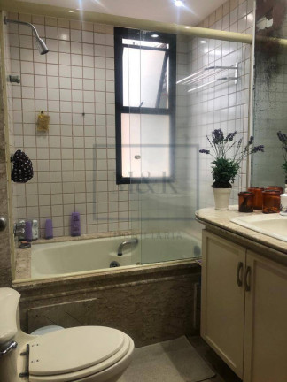 Imagem Apartamento com 4 Quartos à Venda, 185 m² em Barra Da Tijuca - Rio De Janeiro