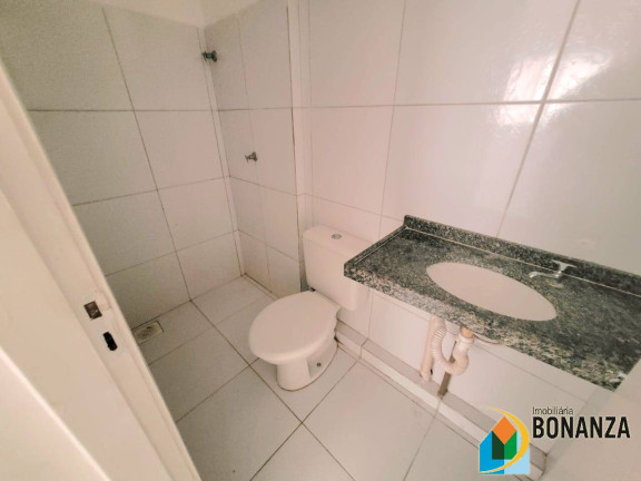 Imagem Apartamento com 2 Quartos à Venda, 52 m² em Messejana - Fortaleza