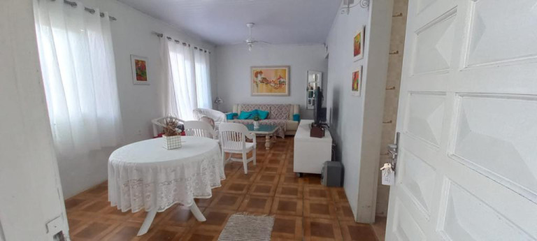 Imagem Casa com 3 Quartos à Venda, 140 m² em Capão Novo - Capao Da Canoa Imagem Casa com 3 Quartos à Venda, 140 m² em Capão Novo - Capao Da Canoa