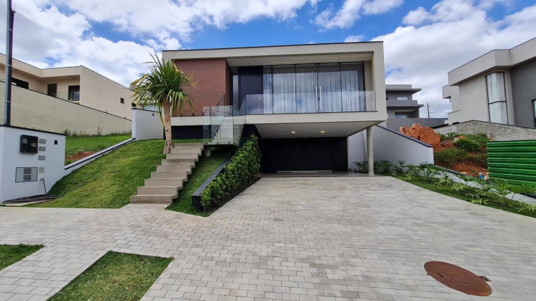 Imagem Casa com 3 Quartos à Venda, 400 m² em Jardim Santa Helena - Bragança Paulista Imagem Casa com 3 Quartos à Venda, 400 m² em Jardim Santa Helena - Bragança Paulista