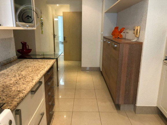 Imagem Apartamento com 4 Quartos à Venda, 180 m² Imagem Apartamento com 4 Quartos à Venda, 180 m²
