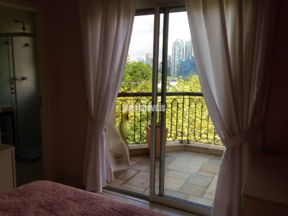 Imagem Casa com 4 Quartos à Venda, 442 m² em Cidade Jardim - São Paulo Imagem Casa com 4 Quartos à Venda, 442 m² em Cidade Jardim - São Paulo