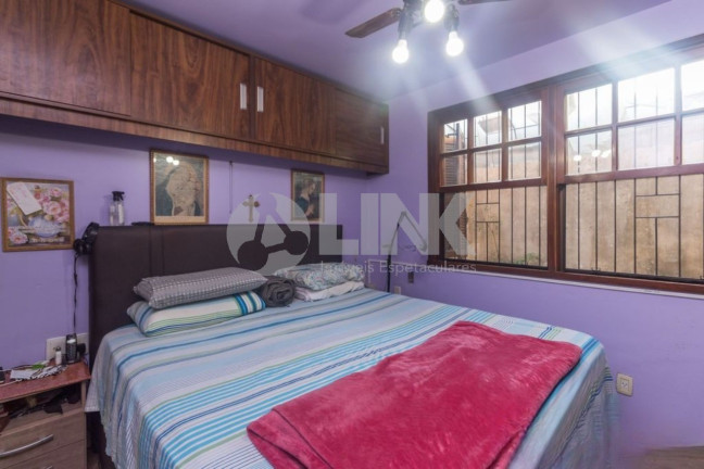 Imagem Casa com 3 Quartos à Venda, 381 m² em Tristeza - Porto Alegre