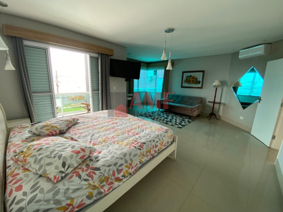 Imagem Sobrado com 5 Quartos à Venda, 323 m² em Centro - Itanhaém Imagem Sobrado com 5 Quartos à Venda, 323 m² em Centro - Itanhaém