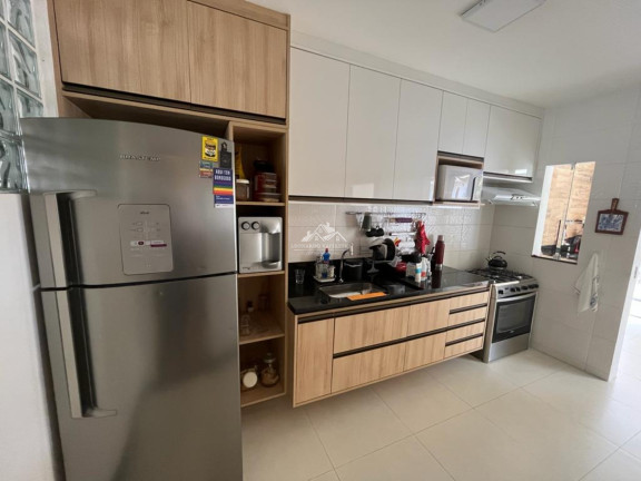 Imagem Casa com 3 Quartos à Venda, 275 m² em Parque Residencial Laranjeiras - Serra Imagem Casa com 3 Quartos à Venda, 275 m² em Parque Residencial Laranjeiras - Serra